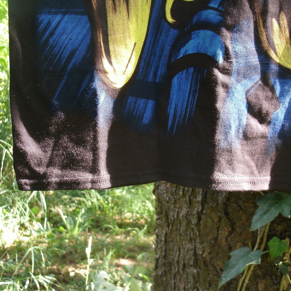Salvador Dali Style Bat Symbol T-Shirt - Picture 4 of 8